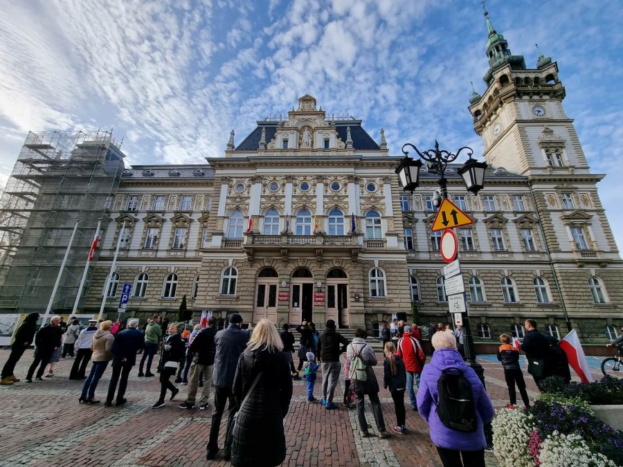 Bielszczanie świętują przed ratuszem. Frekwencja i pogoda dopisały ZDJĘCIA