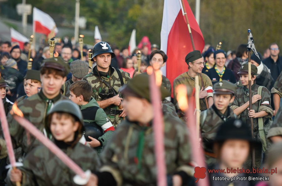 Bielsko-Biała dla Niepodległej. Obchody uroczyste i mniej oficjalne ZDJĘCIA