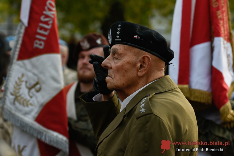 Bielsko-Biała dla Niepodległej. Obchody uroczyste i mniej oficjalne ZDJĘCIA