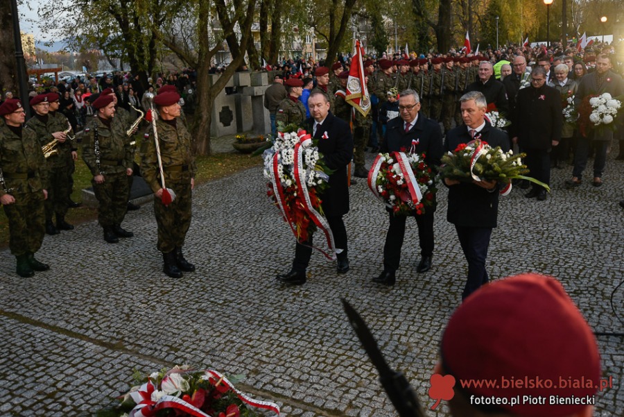 Bielsko-Biała dla Niepodległej. Obchody uroczyste i mniej oficjalne ZDJĘCIA
