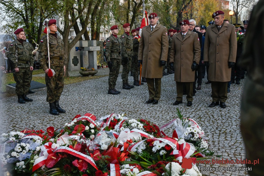 Bielsko-Biała dla Niepodległej. Obchody uroczyste i mniej oficjalne ZDJĘCIA