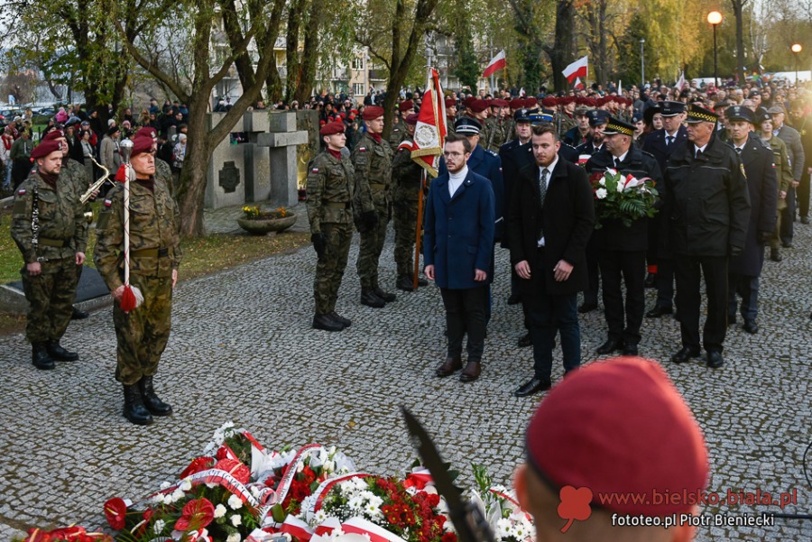 Bielsko-Biała dla Niepodległej. Obchody uroczyste i mniej oficjalne ZDJĘCIA