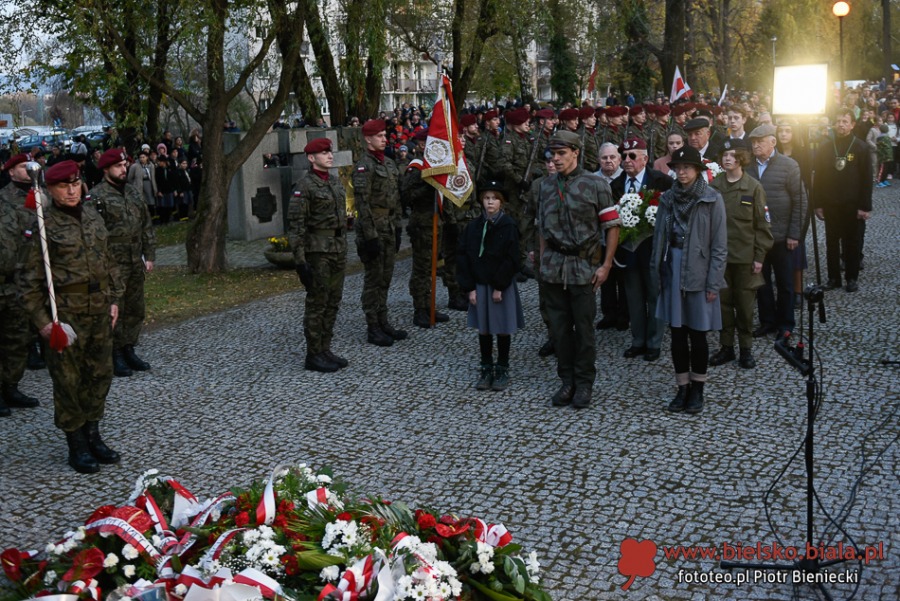Bielsko-Biała dla Niepodległej. Obchody uroczyste i mniej oficjalne ZDJĘCIA