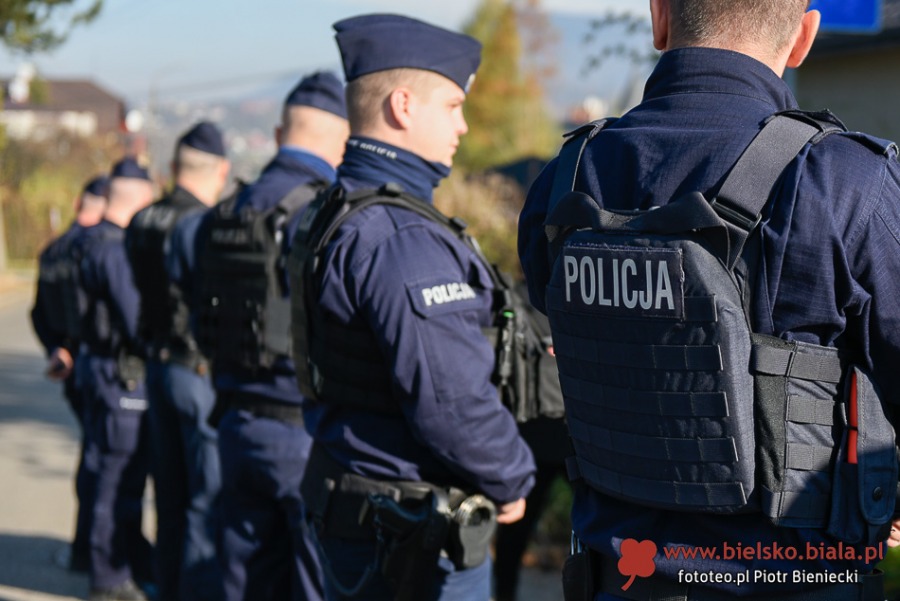 Wojna światów w Bielsku-Białej. Ostry protest przeciwników prezesa ZDJĘCIA