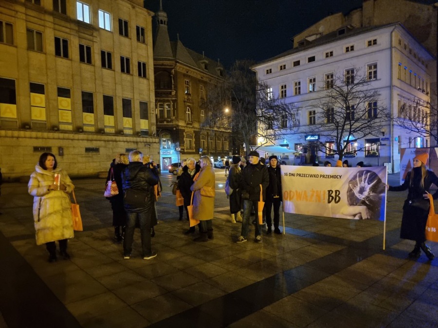 „Nie ma co się bać!” Pomarańczowy marsz przeszedł ulicami Bielska-Białej ZDJĘCIA