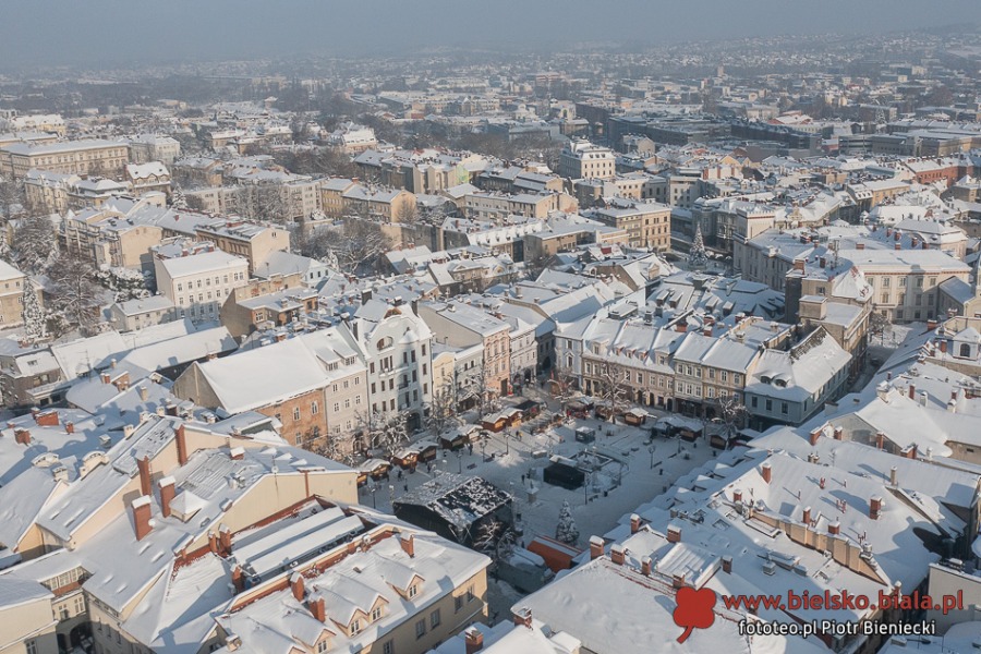 Bielsko-Biała miasto całkiem zasypane. Klęska i błogosławieństwo ZDJĘCIA