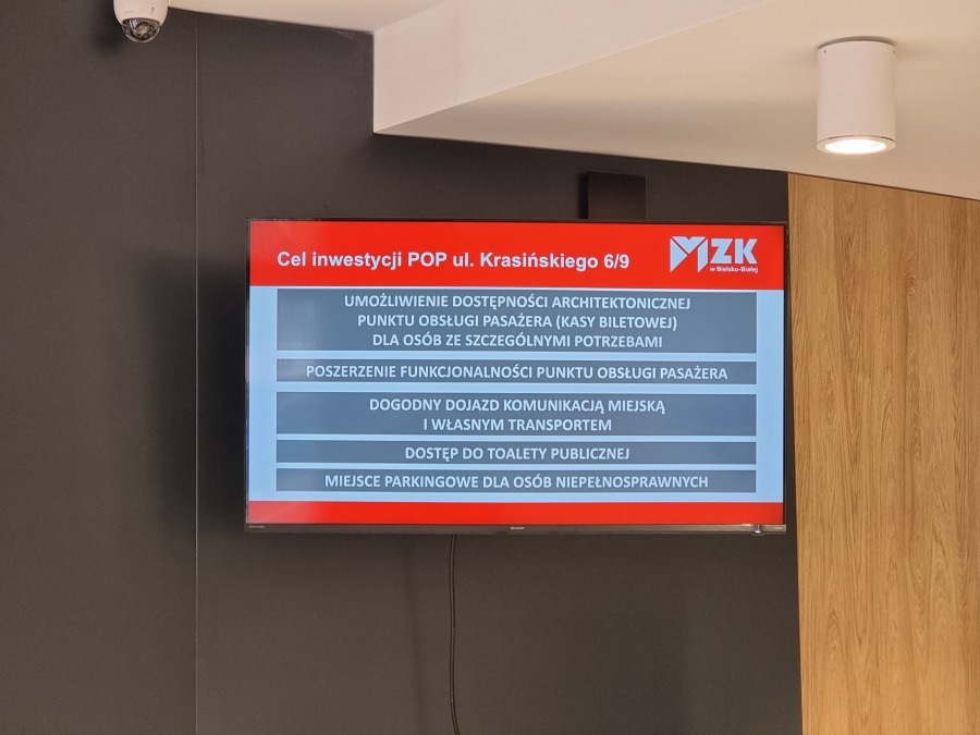 Kamień milowy w centrum Bielska-Białej. Zachęta do korzystania z komunikacji miejskiej ZDJĘCIA