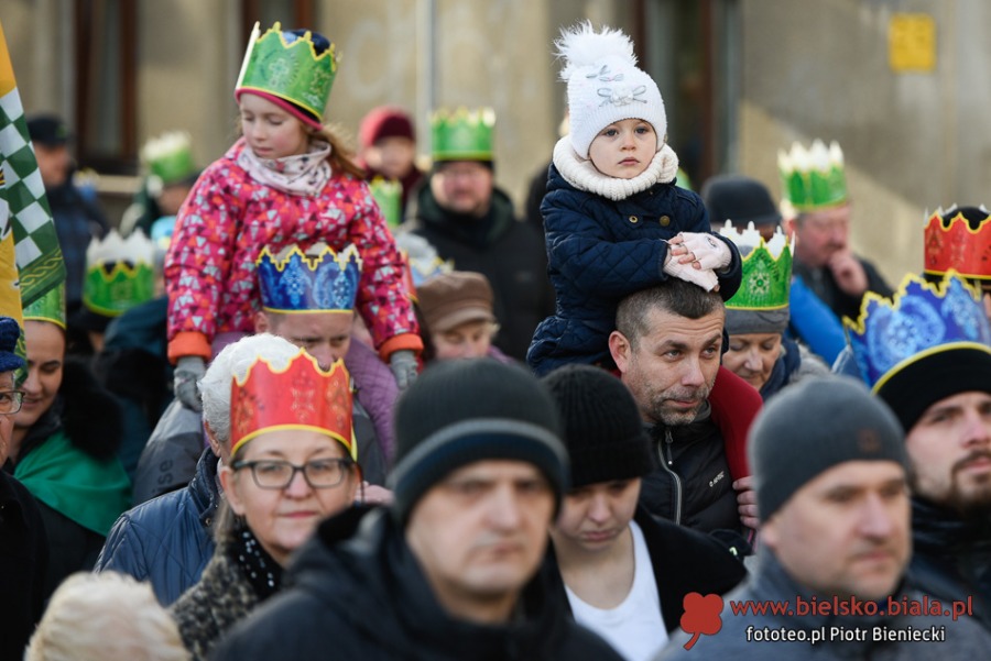 Cudowna atmosfera w świątecznym orszaku. Pojawiło się wiele znanych twarzy