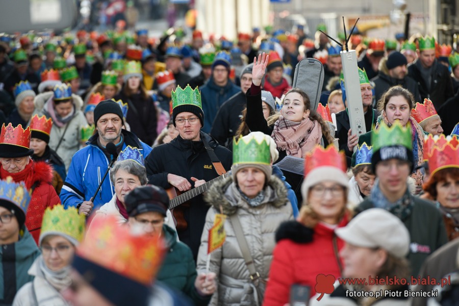Cudowna atmosfera w świątecznym orszaku. Pojawiło się wiele znanych twarzy