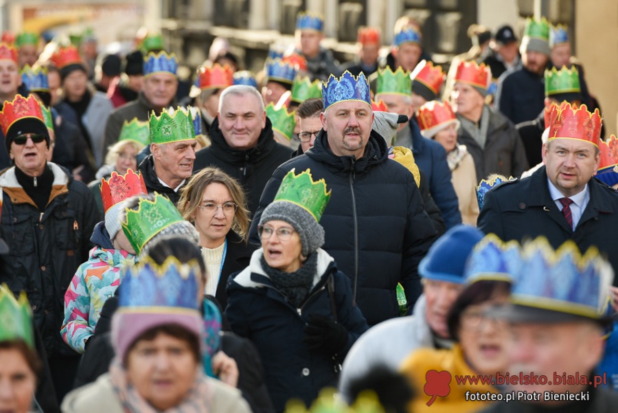 Cudowna atmosfera w świątecznym orszaku. Pojawiło się wiele znanych twarzy