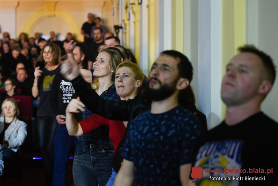 Legenda dała czadu w BCK. Publiczność skakała po schodach ZDJĘCIA