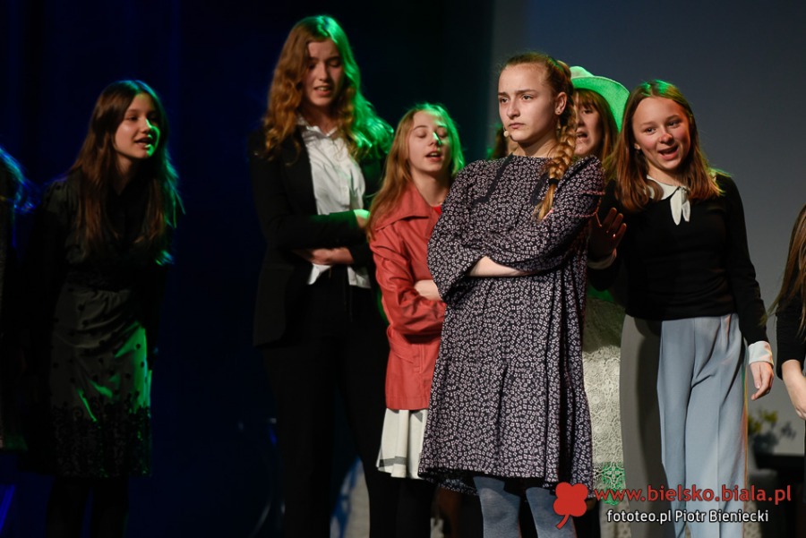 Wielki jubileusz kuźni talentów. Wzruszające występy i piękna scenografia