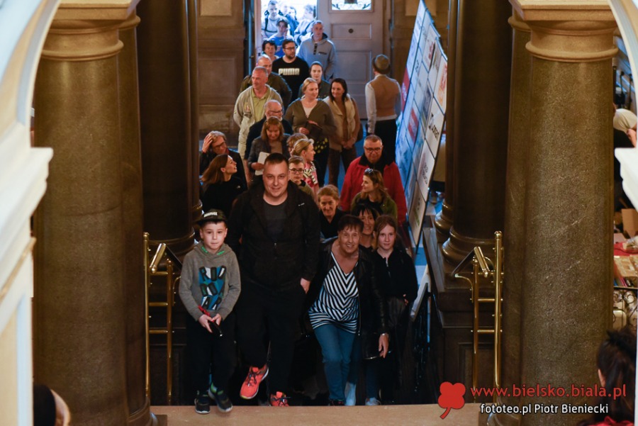 Jedyna taka noc w roku. Gra miejska, archiwalne filmy i warsztaty - foto