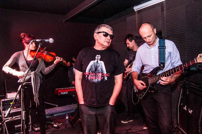 Świetliki w Rock Galerii