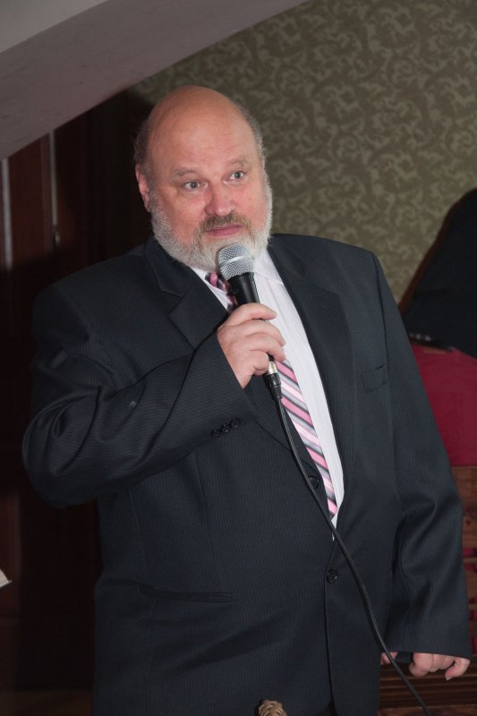 Niektórzy lubią poezję