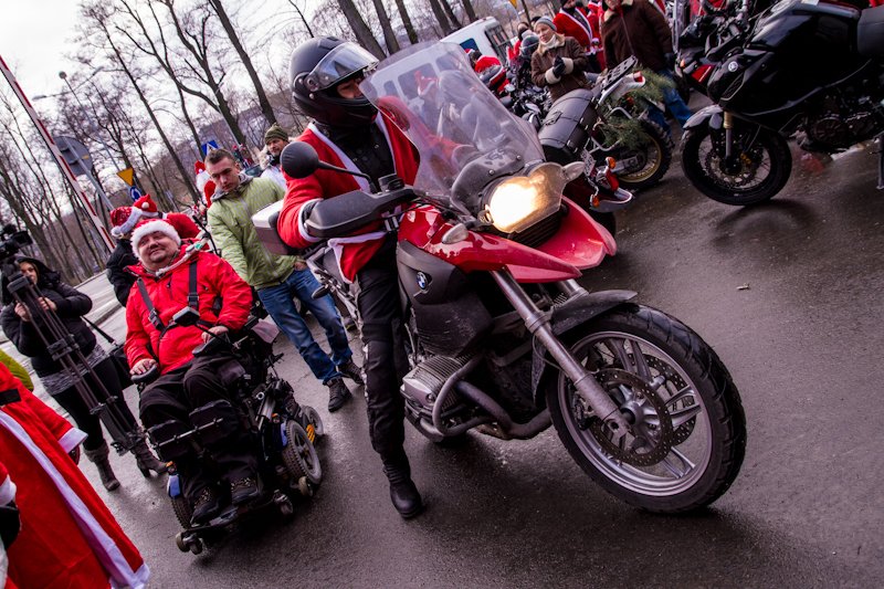 Mikołaje na motorze