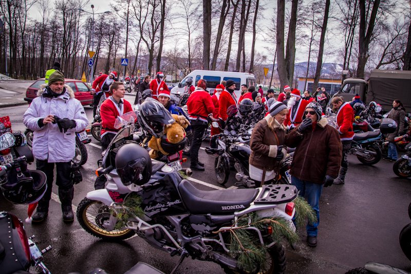 Mikołaje na motorze