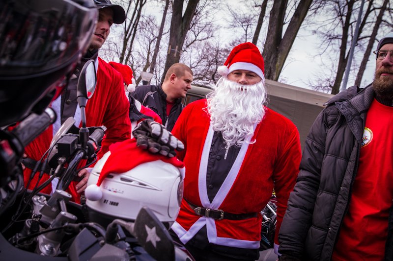 Mikołaje na motorze