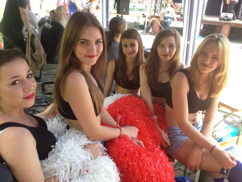 Słoneczny piknik na Rekordzie