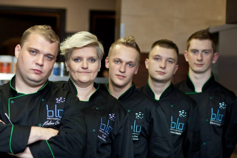 Przytul się do kocyka w kolorze blu