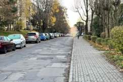 Mieszkańcy największego bielskiego osiedla chcą remontu drogi. Prezydent odpowiada - foto